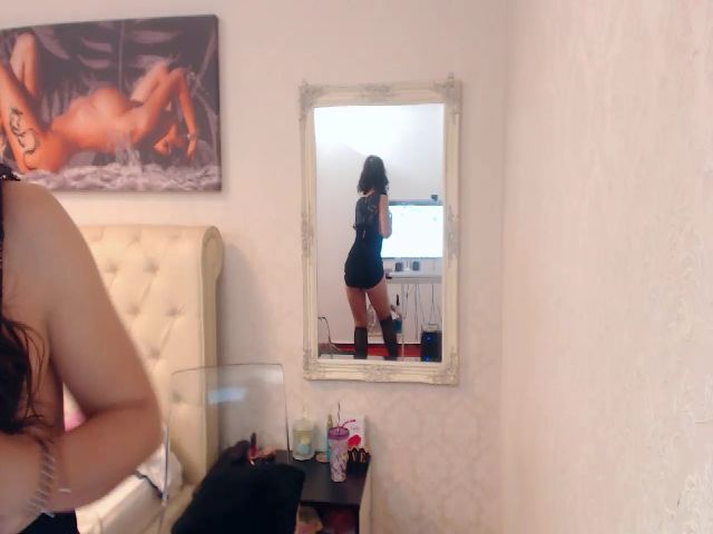 Live sex webcam photo for AlishaPacari #254334399