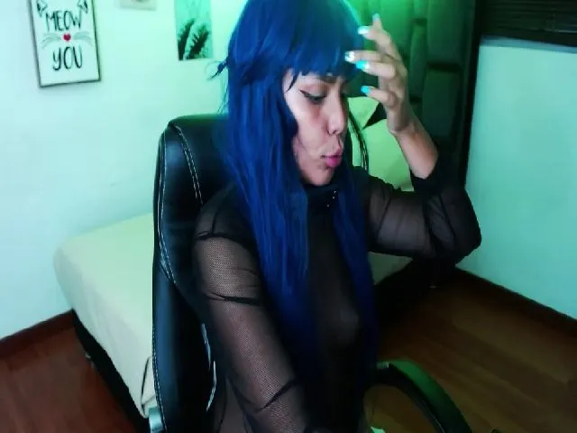 Live sex webcam photo for Aliiz_savashj #254662747