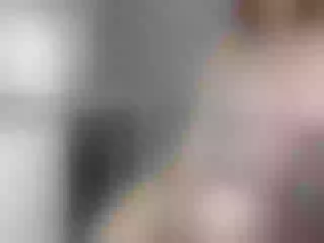 Live sex webcam photo for miss-s #258129692