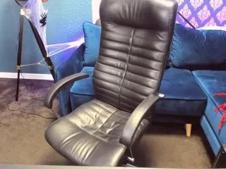Live sex webcam photo for AmelliDi #240740557