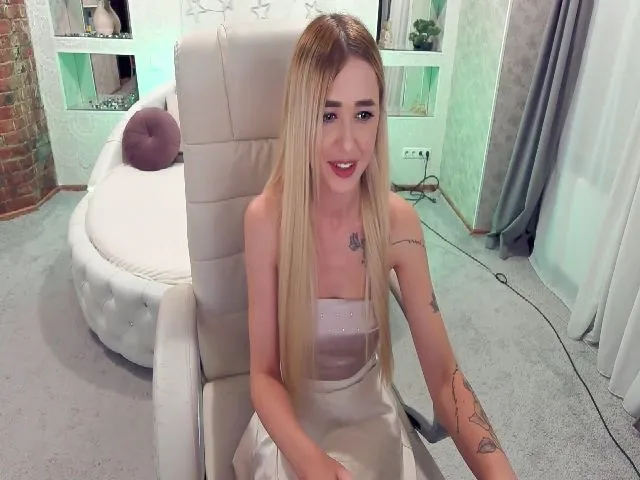 Live sex webcam photo for LaniaMur #255206335