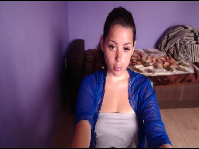 Live sex webcam photo for LoveJulliette #265492196