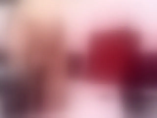 Live sex webcam photo for MayaWylde #253039630