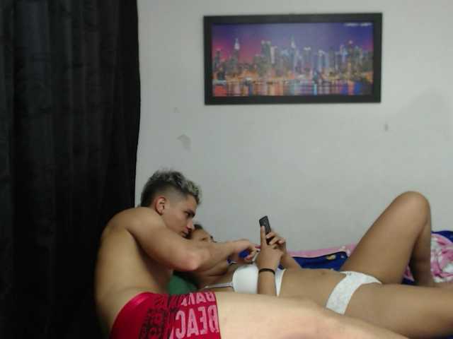 Live sex webcam photo for AngelAnMonicA #245199561