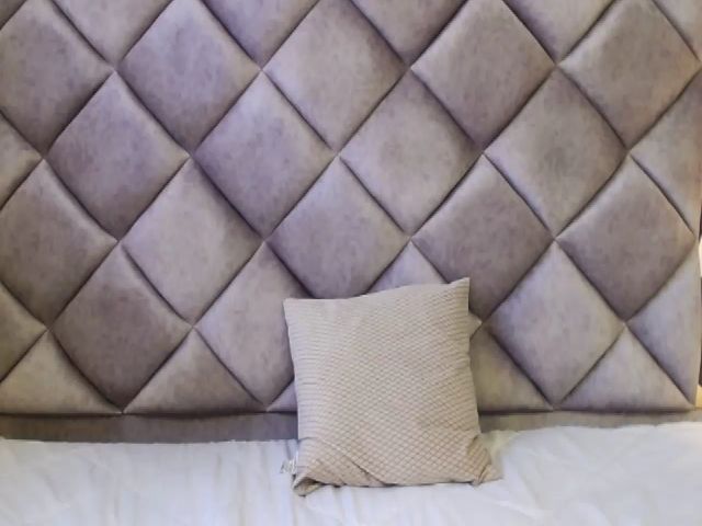 Live sex webcam photo for JullyAngel #263146469