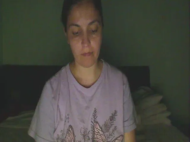 Live sex webcam photo for OneHotty #253232683