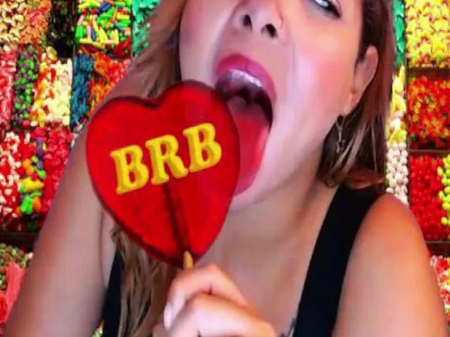 Live sex webcam photo for Antonella_lpz #258914621