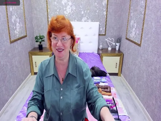 Live sex webcam photo for HarperGlow #256758814