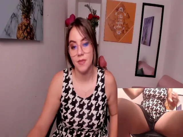 Live sex webcam photo for Camila_monet #260580415