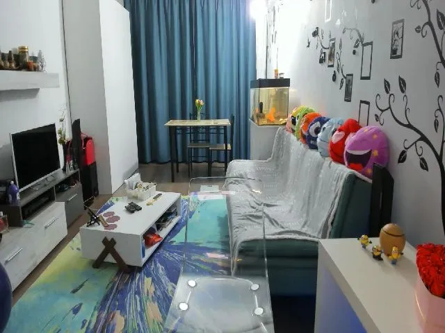 Live sex webcam photo for OneLife_ #256598656