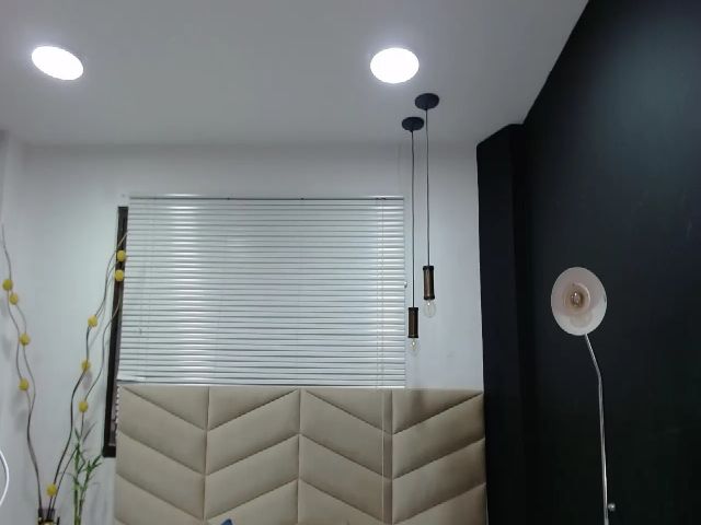 Live sex webcam photo for ShenLong3 #252647115