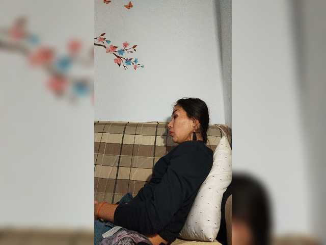 Live sex webcam photo for Milena0606 #245089546