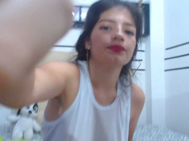 Live sex webcam photo for charlotteblue #241432272