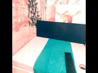 Live sex webcam photo for Sexyindianzn #251866583
