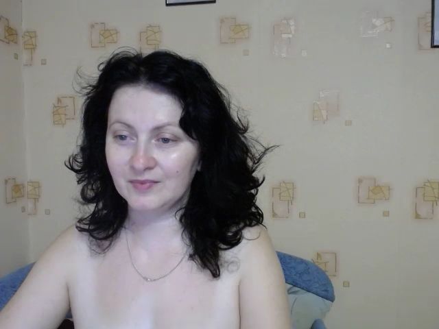 Live sex webcam photo for Alice2005 #263339279