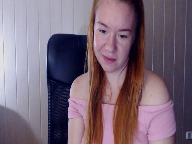 Live sex webcam photo for JiMiola #254020006