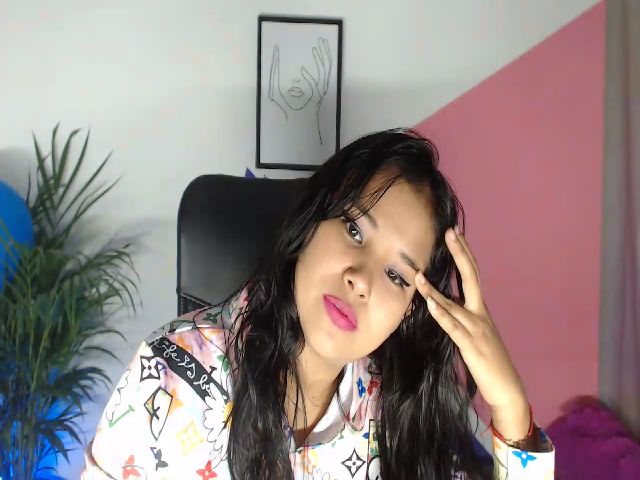 Live sex webcam photo for Adictionhorny #252754646