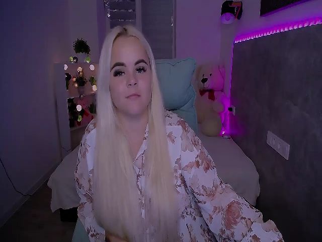 Live sex webcam photo for Jenni__fer #264589418