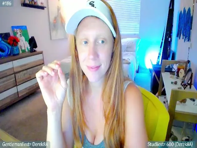 Live sex webcam photo for SquisherGirl #263445276