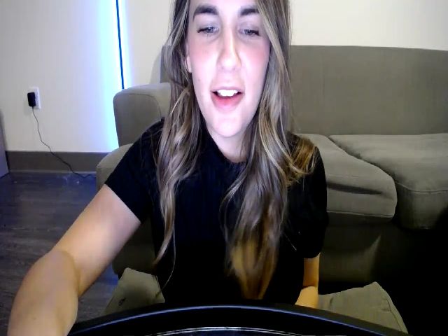 Live sex webcam photo for Scout #261790041