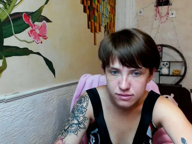 Live sex webcam photo for Reginasmilee #252700476