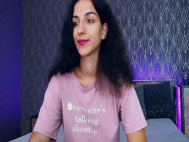 Live sex webcam photo for XDaphneMoss #255332961
