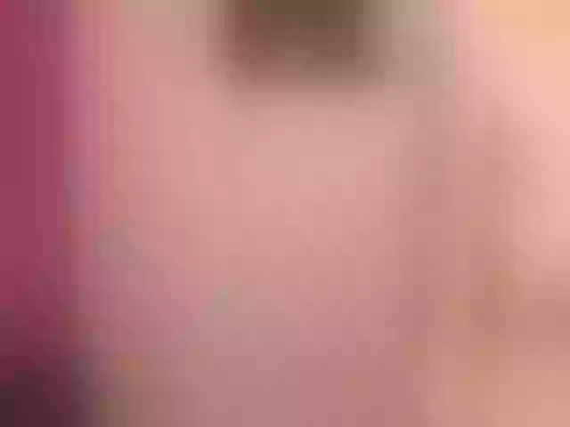 Live sex webcam photo for Arianaskysexx #258463520