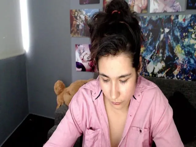 Live sex webcam photo for Jade_leon_ #263900296