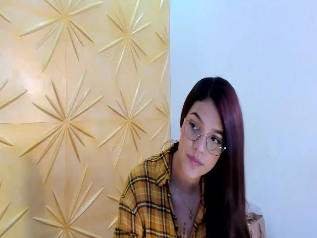 Live sex webcam photo for Tamy_Roman #253595190