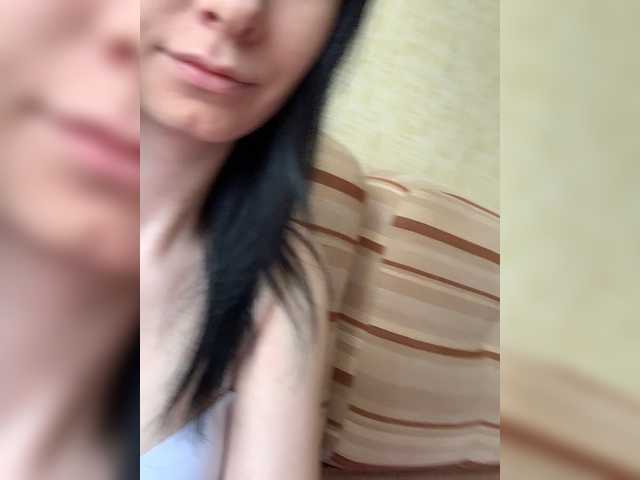 Live sex webcam photo for prettyKris #246007210