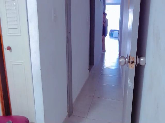 Live sex webcam photo for Emira2 #252549134