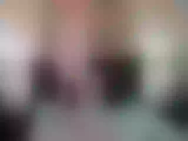 Live sex webcam photo for ElizabethEven #254330027