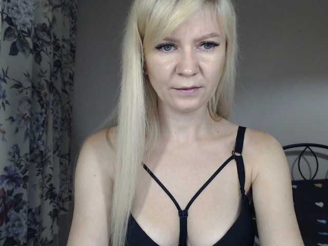 Live sex webcam photo for ParadiseAlina #287919691