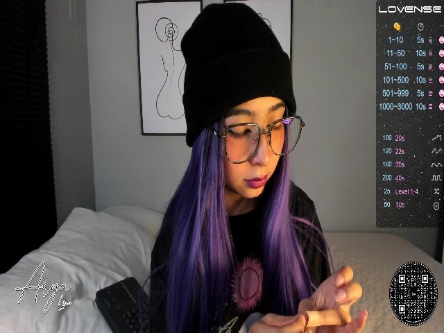 Live sex webcam photo for Arya_Line #264764415