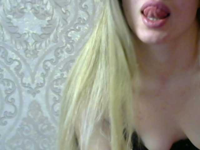 Live sex webcam photo for WILDGIRL #241393895