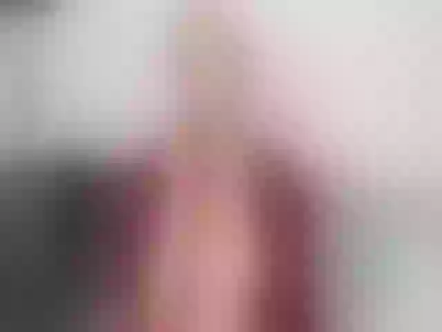 Live sex webcam photo for SquirtMadame #257686915