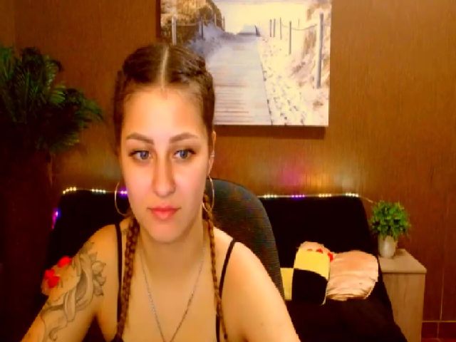 Live sex webcam photo for MsDream_ #261470049