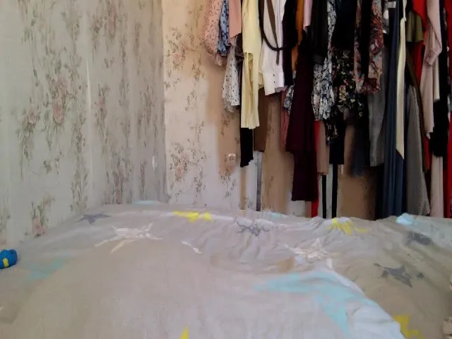 Live sex webcam photo for JolyBoss #254064362