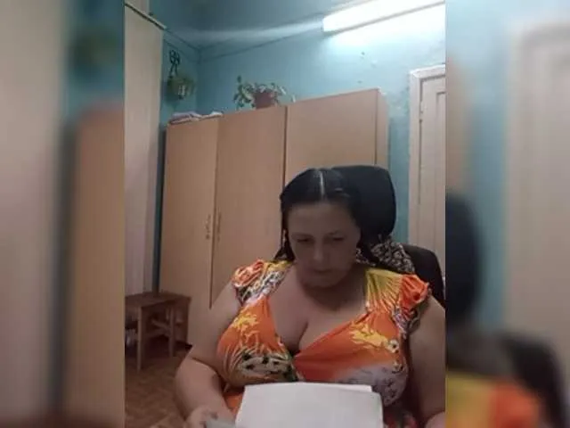 Live sex webcam photo for RealWitch #262394969