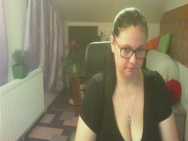 Live sex webcam photo for boosty4you #265117798