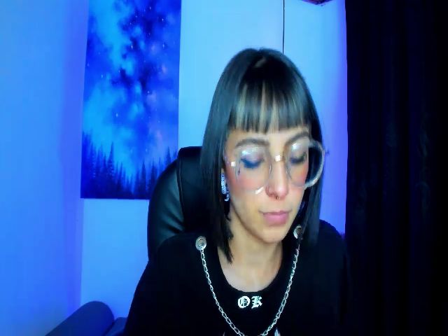 Live sex webcam photo for Angelsiinner #258653059