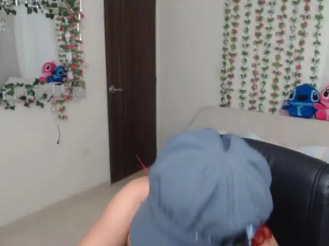 Live sex webcam photo for MILF_karol #255489599