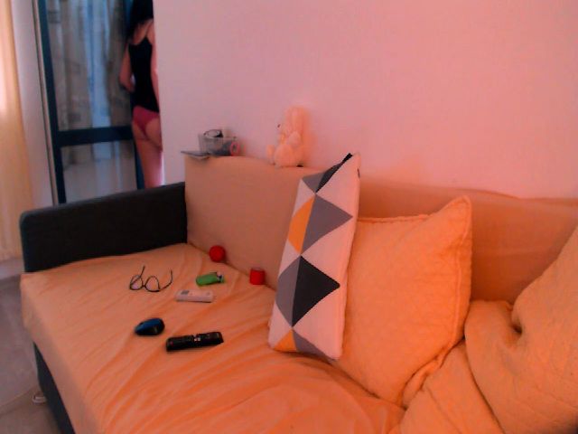 Live sex webcam photo for Isabeladoll #255962186