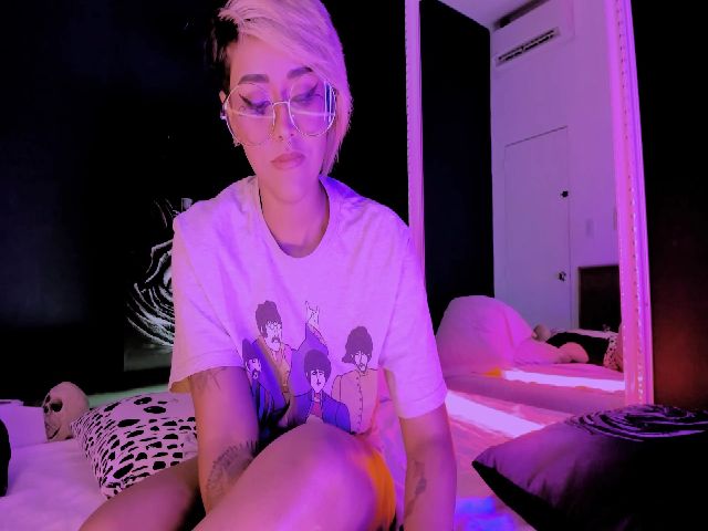 Live sex webcam photo for AbraxxysHotel #254318655