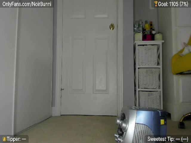 Live sex webcam photo for NoirBunni #253822931