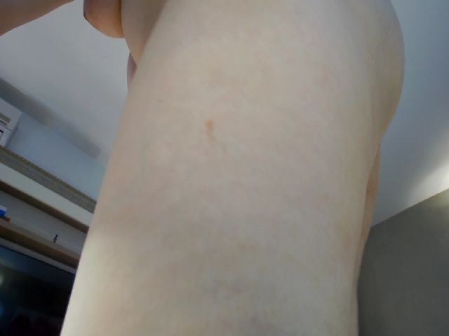 Live sex webcam photo for ILoveToFeelU #254369562