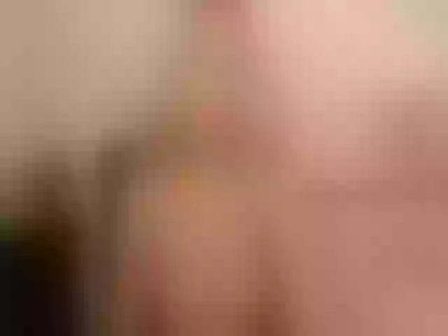 Live sex webcam photo for LoreenThornon #256414286