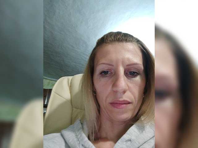 Live sex webcam photo for Brain5explo #245428809