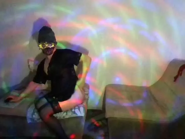 Live sex webcam photo for Hotcouples66 #241031135