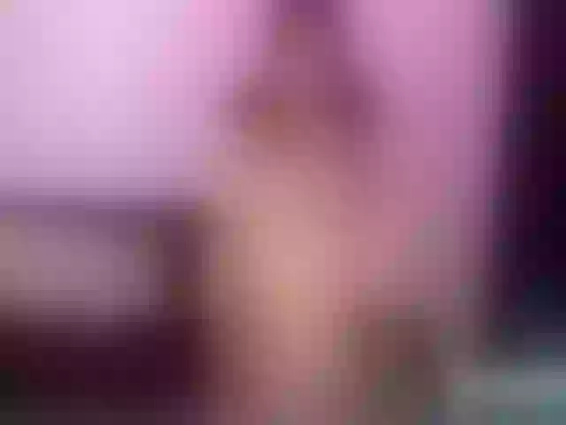Live sex webcam photo for MaiiAngel #253626576